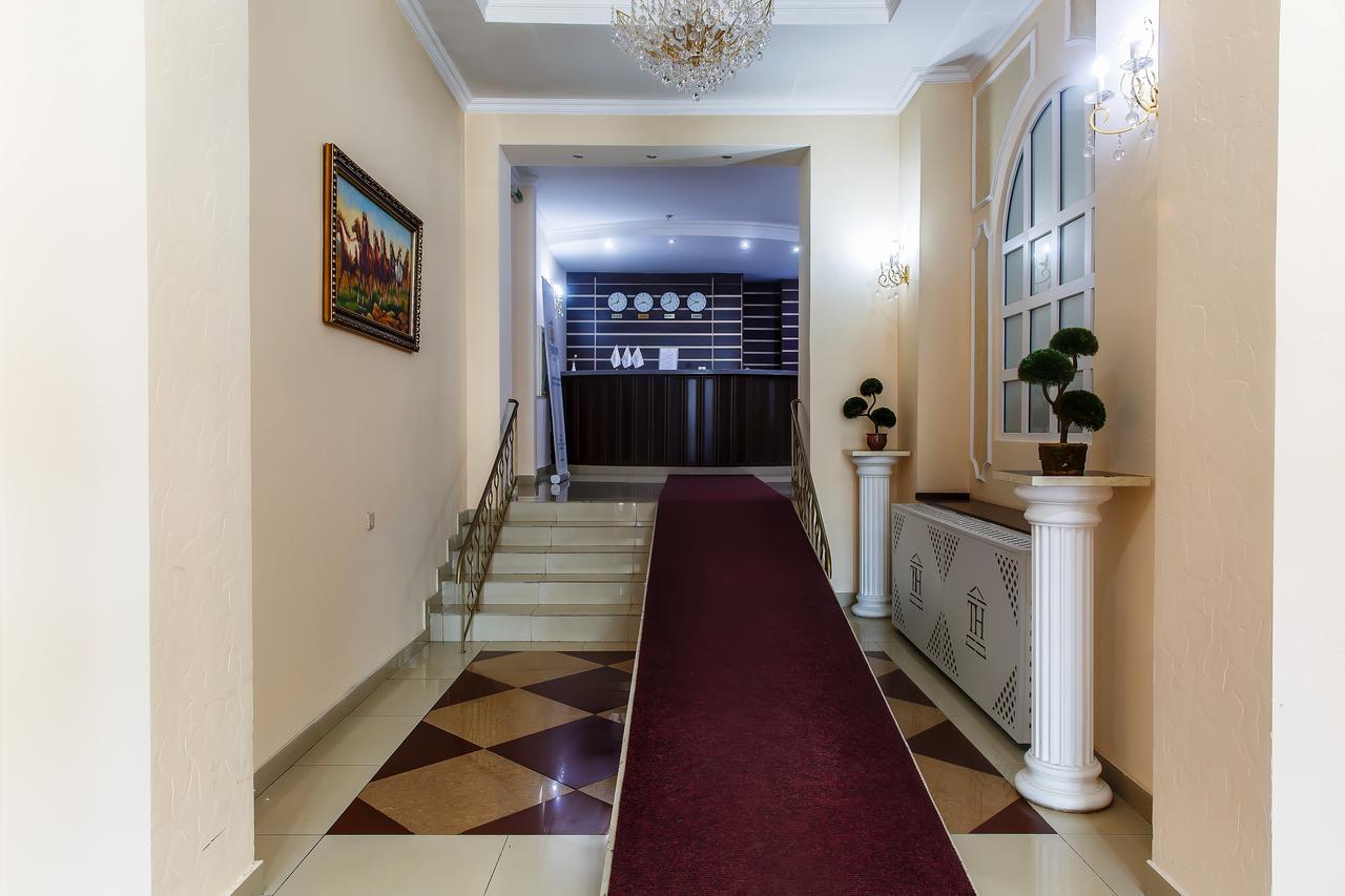 Tengri Hotel Astana Exterior photo